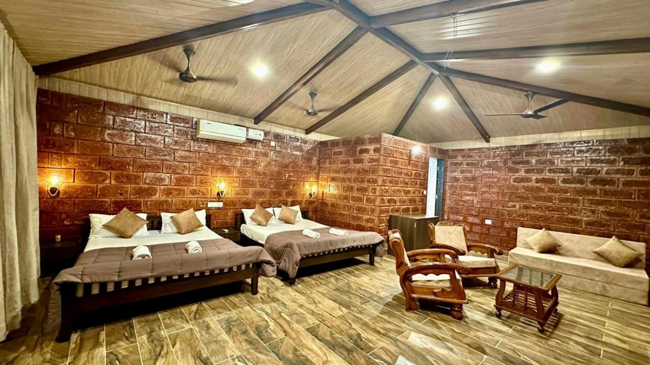 The Beach Hive Resort Kashid Exterior foto